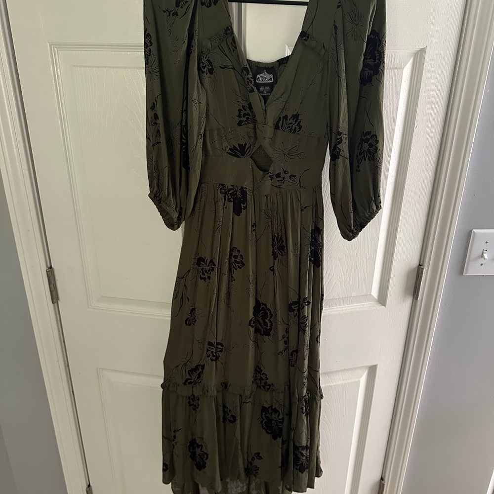 Eliza J Olive Long Sleeve Floral Dress